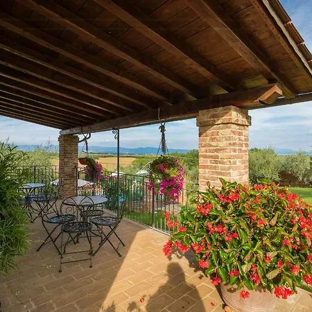 Near Trasimeno With View شقة *