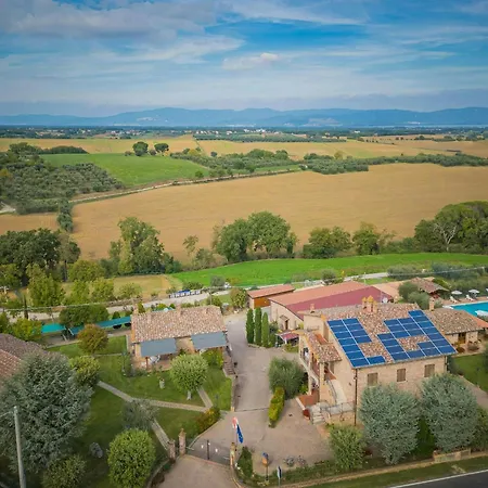 Near Trasimeno With View *